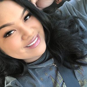 Meet your Posher, Beverly